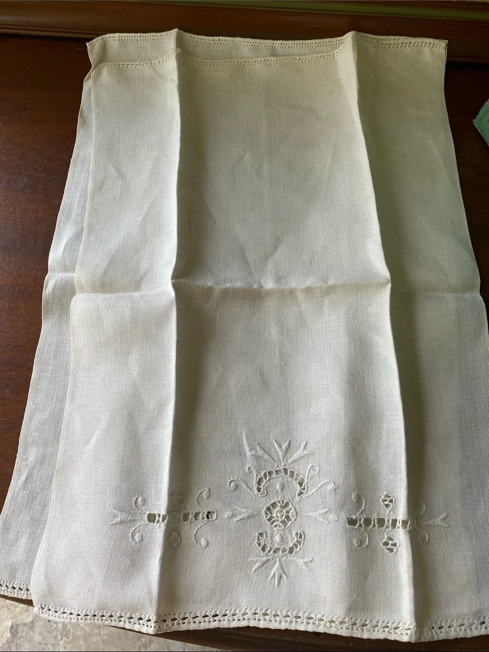 Vintage 2 Hand-Embroidered Cream Linen Napkins